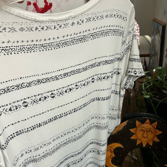 Dex White Short Sleeve Tee with Soft Fabric and Relaxed Fit L - Picture 13 of 16